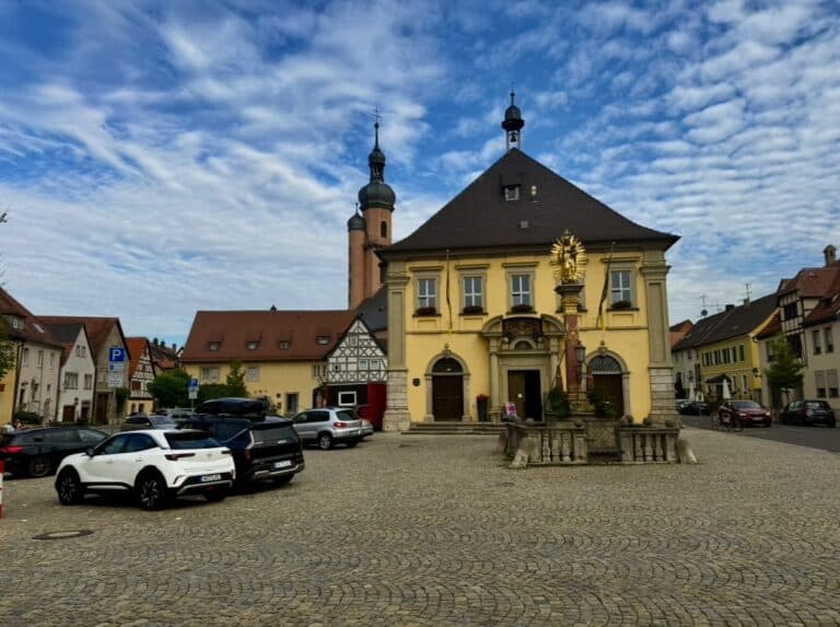 Marktplatz Eibelstadt Kirche