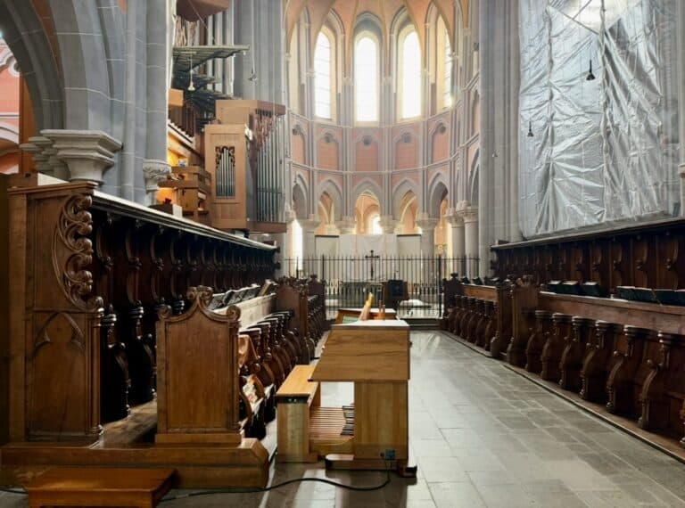 Spieltisch Orgel Chorgestühl Kloster Marienstatt
