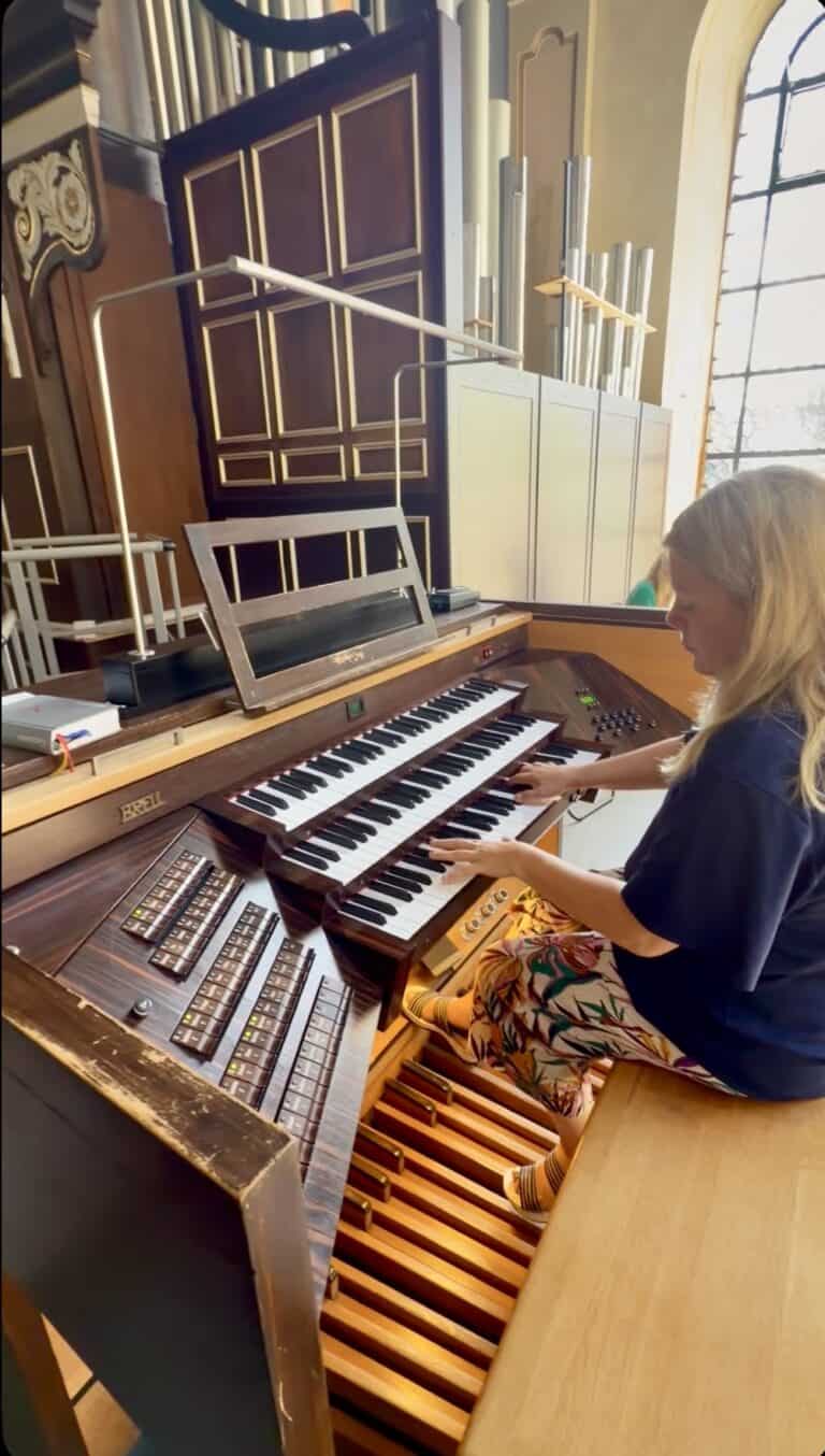 Breil Orgel Hachenburg Organistin